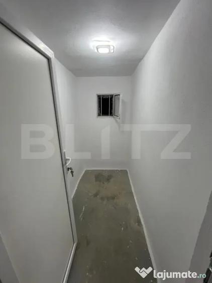 Casă cu 3 camere cu Canalizare în Central