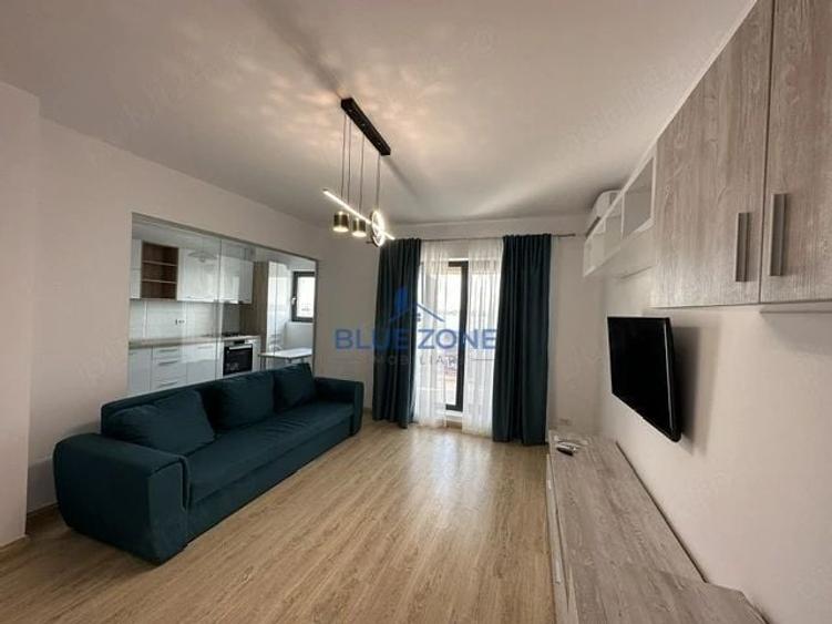 Apartament cu 3 camere decomandat, mobilat în Crângași