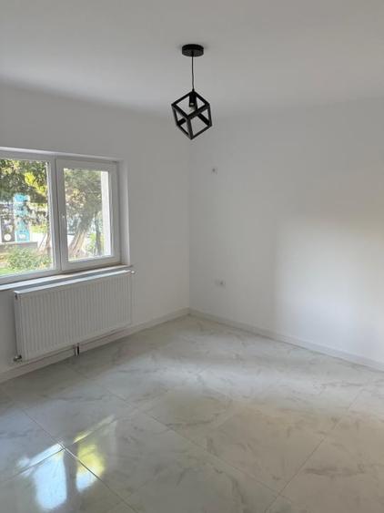 Spațiu comercial, de 50 mp, în Coiciu