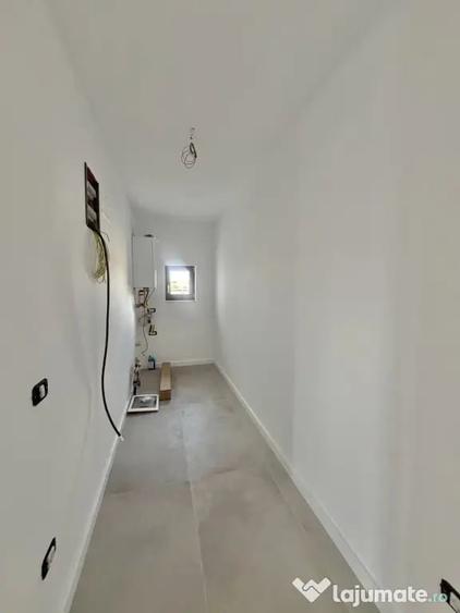 Casă cu 4 camere cu Teren 270 Mp în Giroc