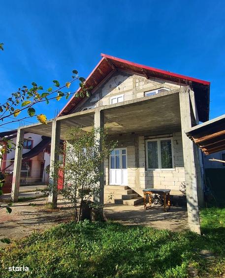 Casă cu 3 camere în Central