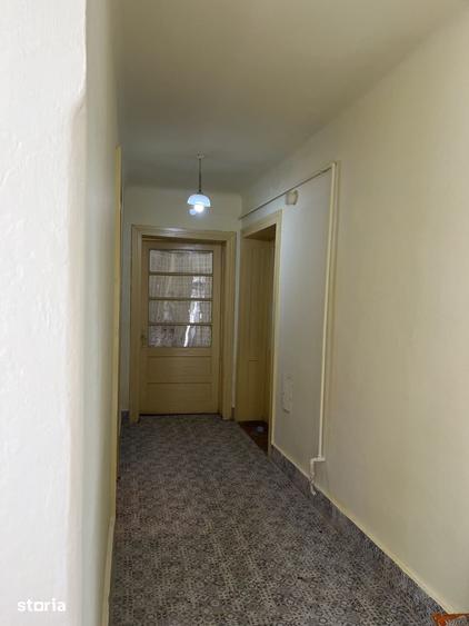 Casă cu 2 camere cu Teren 600 Mp în Central