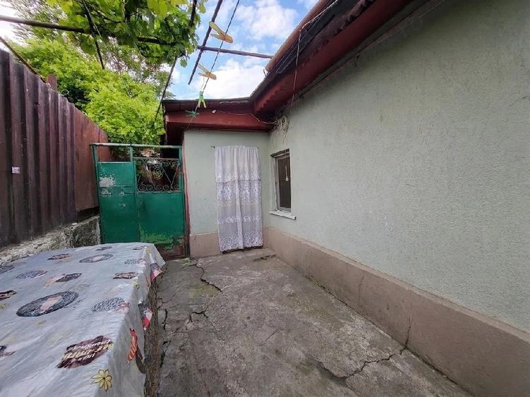 Casă cu 3 camere cu Teren 146 Mp în Tei