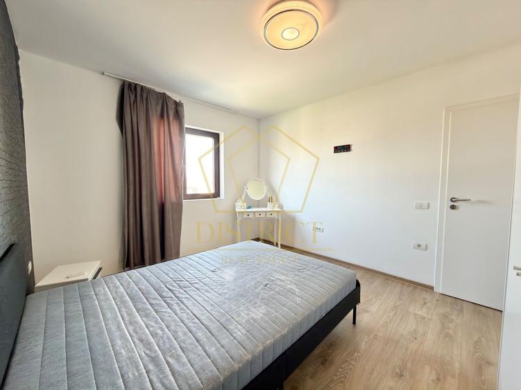 Apartament cu 3 camere semidecomandat, mobilat în Chișoda