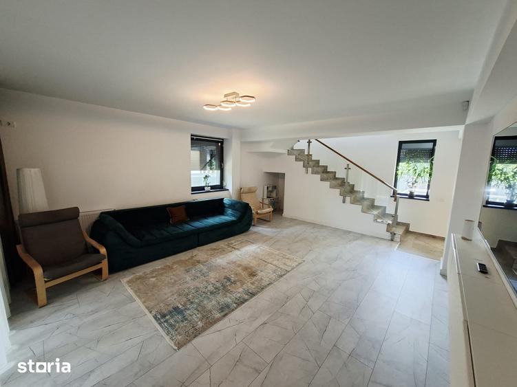 Casă cu 4 camere cu Teren 362 Mp în Berceni