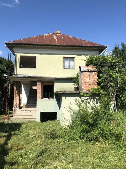 Casă cu 4 camere cu Teren 10000 Mp în Preotești