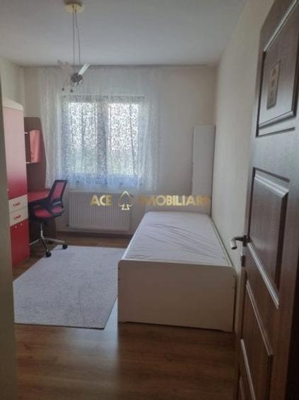 Apartament cu 3 camere decomandat, mobilat în Berceni