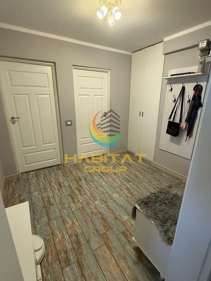 Apartament cu 4 camere semidecomandat, mobilat în Fizicienilor