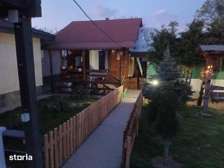 Casă cu 3 camere cu Teren 130 Mp în Central