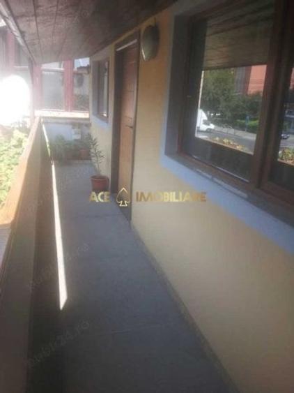 Apartament cu 3 camere decomandat, mobilat în Ferentari
