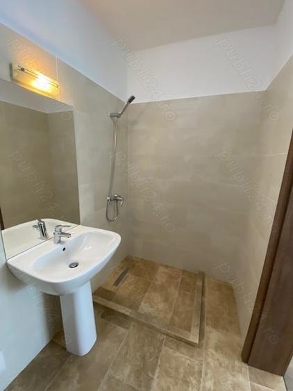 Apartament cu 5 camere decomandat în Grigorescu