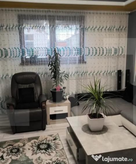 Casă cu 6 camere cu Teren 400 Mp în Central