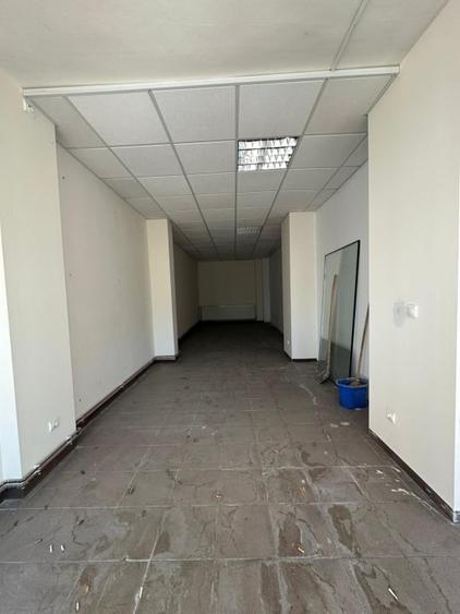 Spațiu comercial, de 150 mp, în Săsar