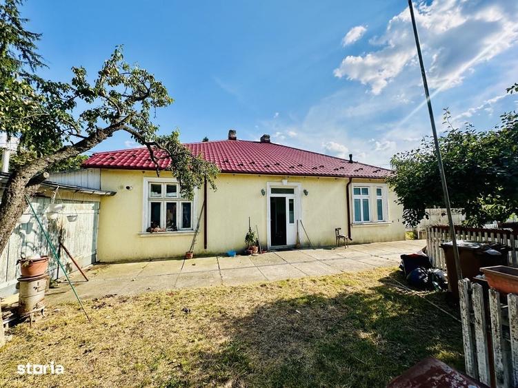 Casă cu 3 camere în Tătărași