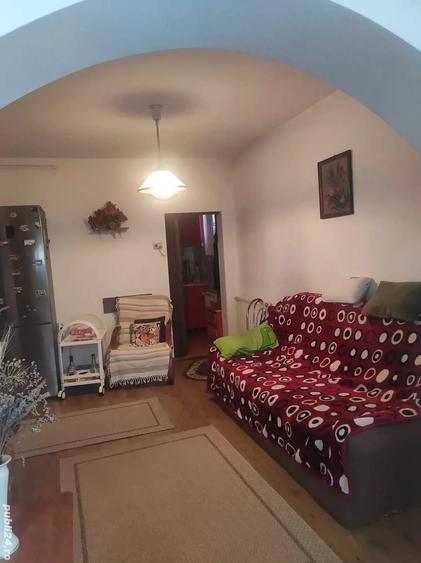 Casă cu Teren 250 Mp în Central