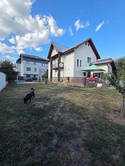 Casă cu 4 camere cu Canalizare în Haliu