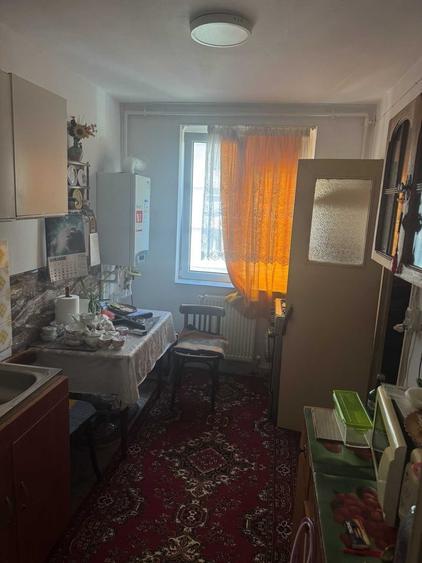 Apartament cu 3 camere decomandat în Ultracentral