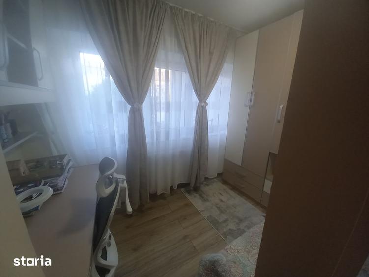 Apartament cu 3 camere în Obor