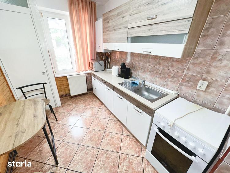 Apartament cu 2 camere decomandat în Central