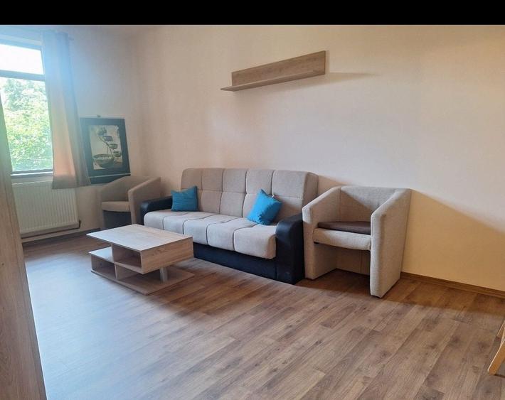 Inchiriez apartament onesti - 6