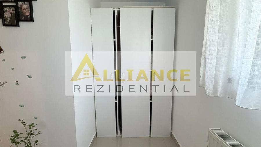 Duplex cu 4 camere cu Canalizare în Berceni
