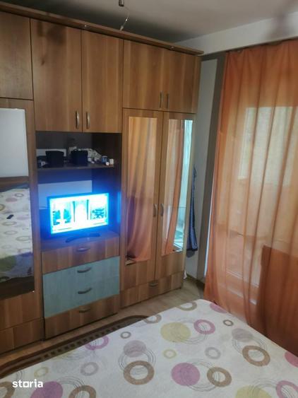 Apartament cu 3 camere decomandat, mobilat în Rahova
