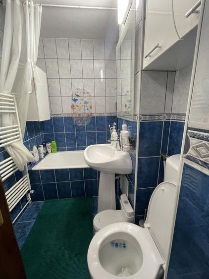 Apartament cu 2 camere decomandat în Exterior Vest