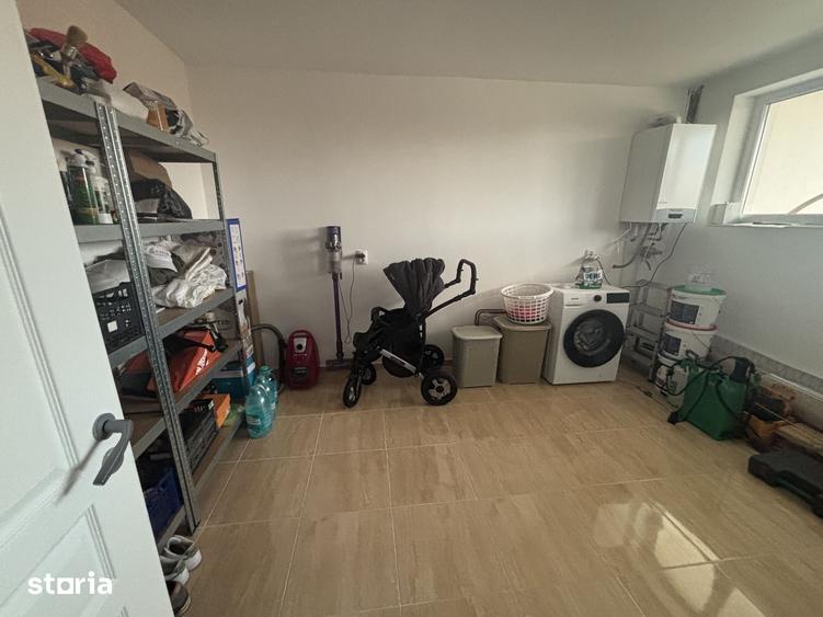 Casă cu 5 camere cu Teren 500 Mp în Apahida