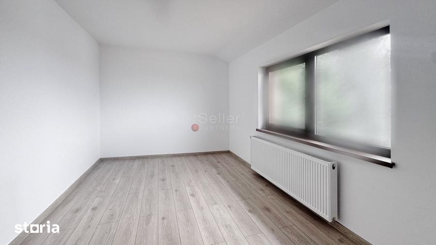 Casă cu 8 camere cu Teren 480 Mp în Bunloc