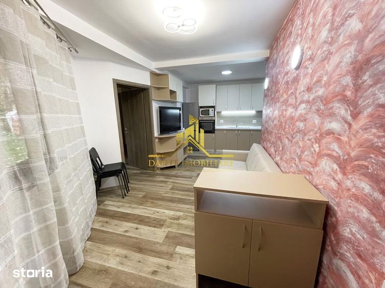 Apartament cu 3 camere semidecomandat în Becaș