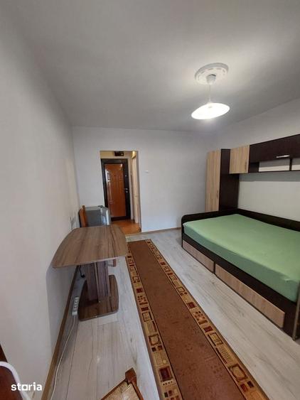 Garsonieră în Baza 3