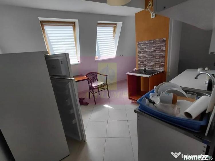 Apartament cu 2 camere nedecomandat în Vitan