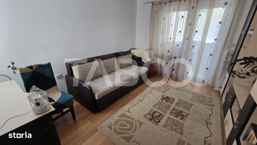 Apartament cu 3 camere decomandat în Șelimbăr
