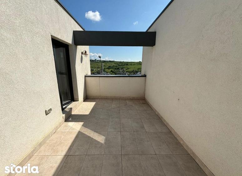 Casă cu 4 camere cu Teren 50 Mp în Rediu
