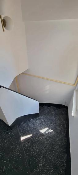 Apartament cu 2 camere semidecomandat în Eminescu