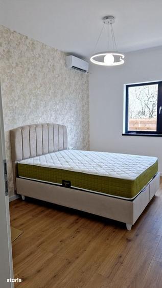 Casă cu 4 camere în Ștefănești