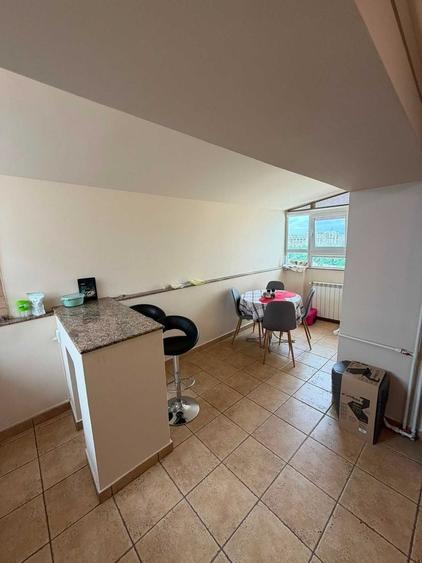 Apartament cu 2 camere decomandat, mobilat în Unirii
