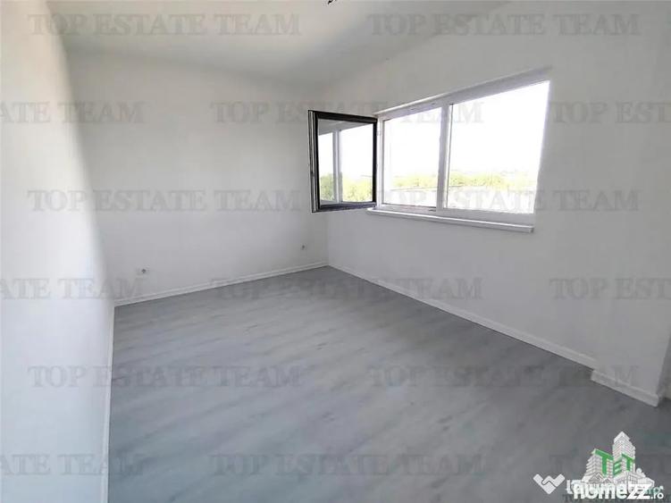 Casă cu 5 camere cu Teren 630 Mp în Corbeanca