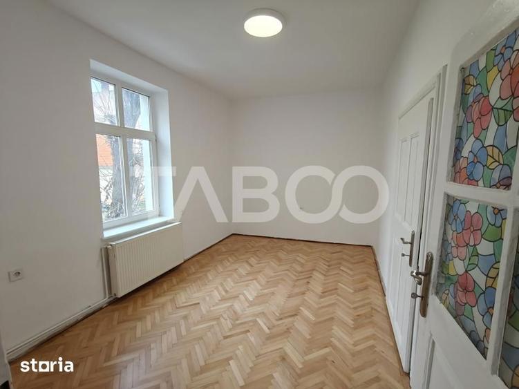 Apartament cu 2 camere nedecomandat în Lupeni