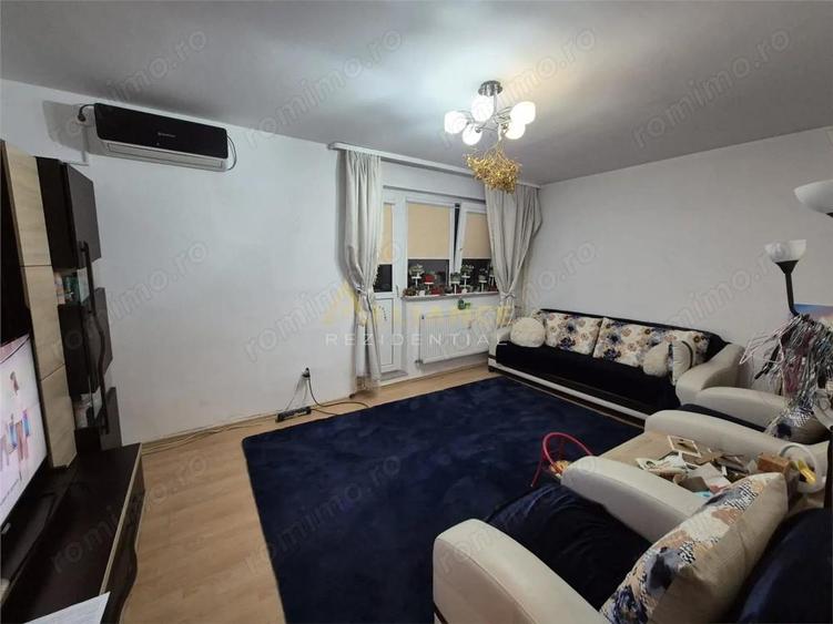 Apartament cu 3 camere decomandat, mobilat în Dristor