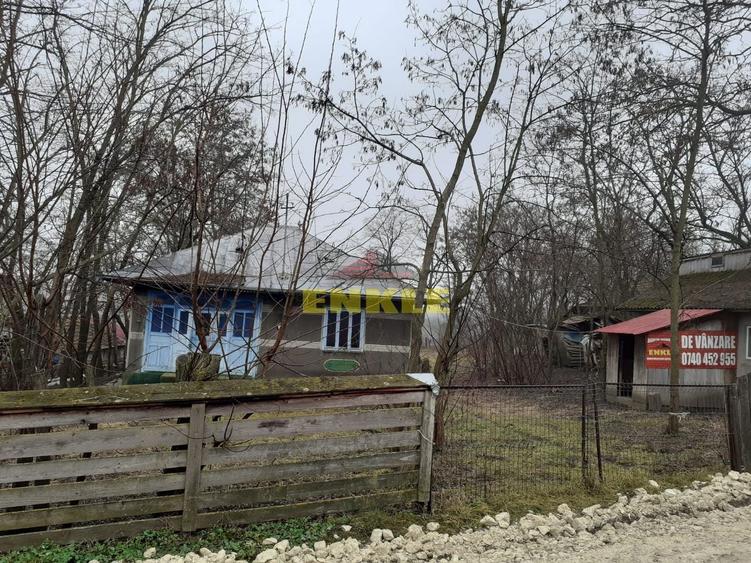 Casă individuală cu 3 camere cu Canalizare în Rediu (Rădăuți-Prut)