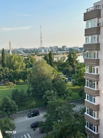 Apartament cu 2 camere decomandat în Crângași