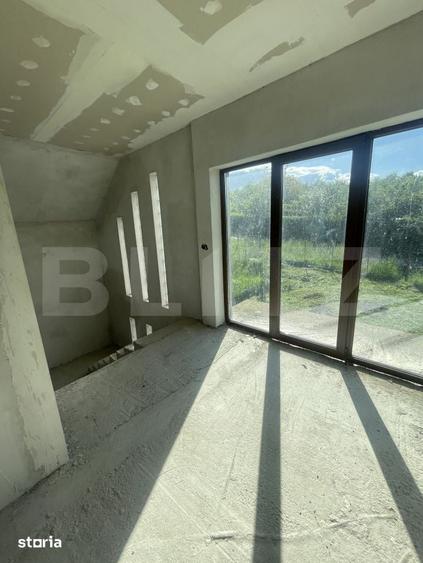 Casă cu 5 camere cu Teren 1800 Mp în Central
