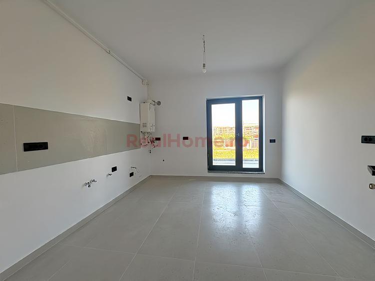 Apartament cu 4 camere decomandat în Theodor Pallady