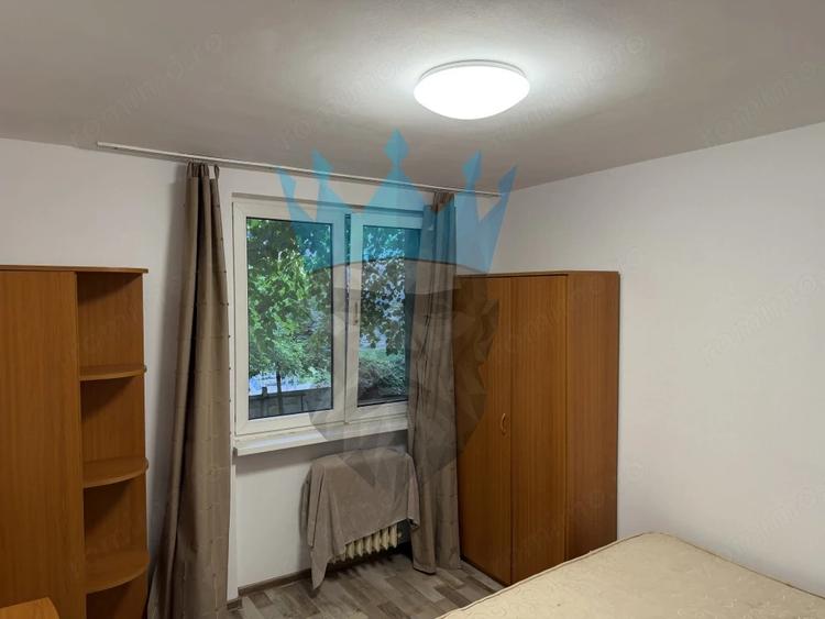 Apartament cu 3 camere semidecomandat, mobilat în Parcul Circului