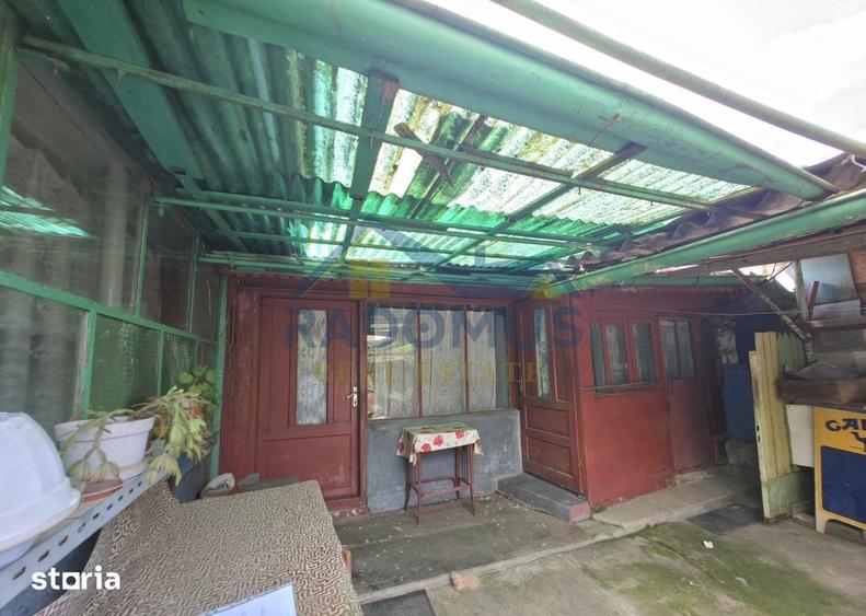 Casa de renovat complet - Str. Zefirului nr. 46 |- 65 mp utili - 4