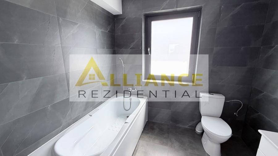 Casă individuală cu 4 camere cu Canalizare în Berceni