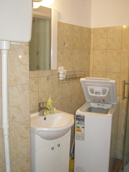 Garsonieră semidecomandată în Calea București