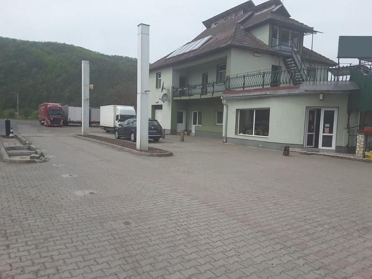 Pensiune in Petris - ID : RH-9711-property - 2