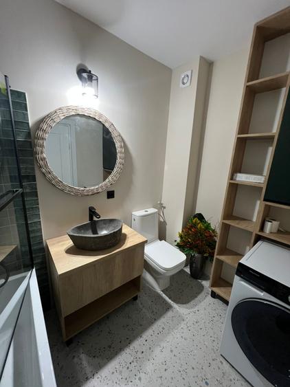 Apartament cu 3 camere ,bloc nou cu lift , parcare - 8